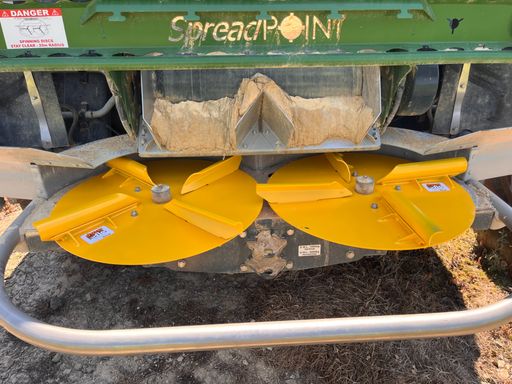 Duraflo disc and vane fitted to Spreadpoint SP-600 lime spreader